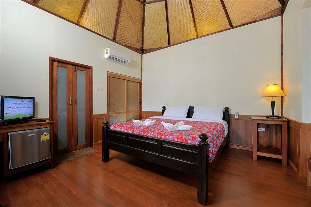 Sunwaree Phi Phi Resort Exterior foto