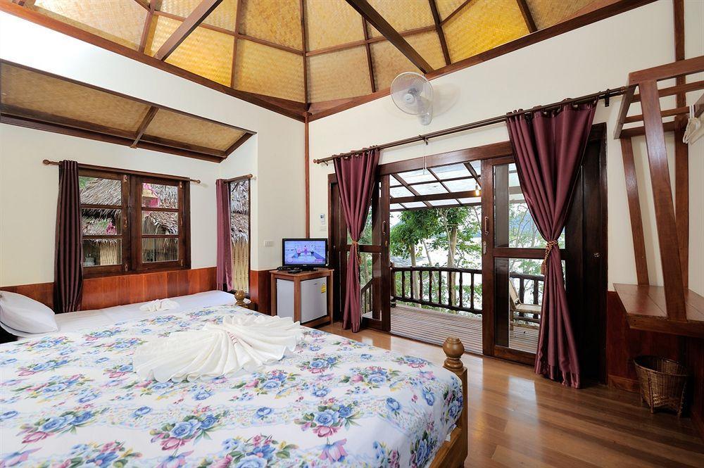 Sunwaree Phi Phi Resort Exterior foto
